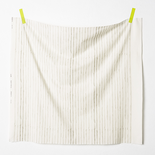 Rivière - Lilac on off-white  - Cotton sheeting - 2019