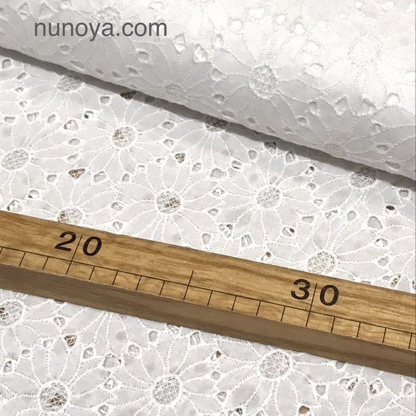 Embroidered Flower Lace - White - Cotton